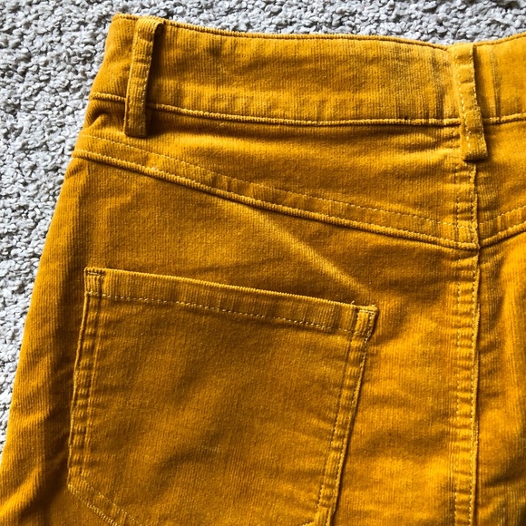 Forever 21 Corduroy mini skirt.NWOT. - Picture 3 of 3